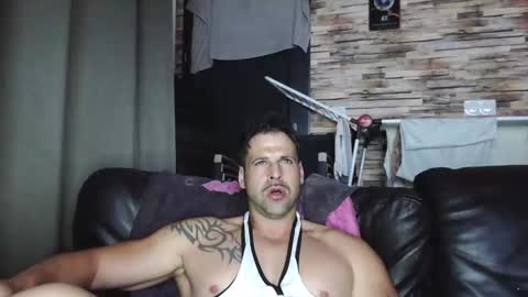 Bigboyband online show from November 7, 5:16 pm