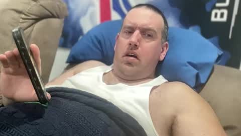 bigcocksuckingslut online show from March 3, 1:35 am