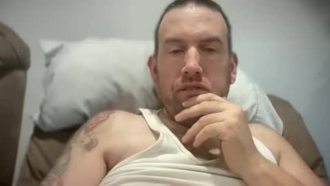 bigcocksuckingslut online show from December 31, 1:19 pm