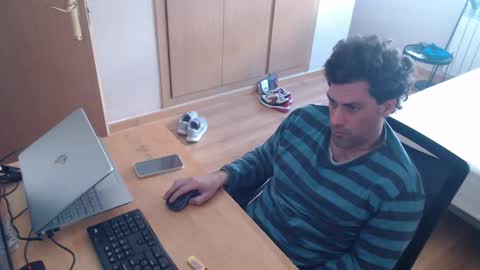 bigcok35spain online show from February 12, 10:35 am