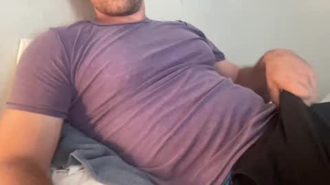 Snapshot of bigcollegecock69690 chatting on September 16, 5:14 pm bigcollegecock69690 online show from September 16, 5:14 pm