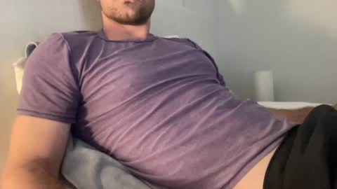 Snapshot of bigcollegecock69690 chatting on February 10, 4:04 pm bigcollegecock69690 online show from February 10, 4:04 pm
