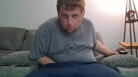 bigdaddybear91 online show from June 20, 10:04 pm