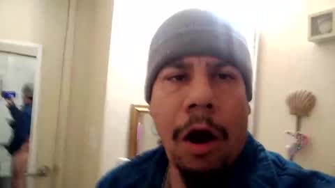 Snapshot of bigdickvalle520 chatting on December 16, 8:41 am The Brown Recluse 520 ..Isaac V Martinez on YouTube...and Bigdickvalle520 on IG my Cock is hungry shhhh my BM IS IN HOUSEh online show from December 16, 8:41 am