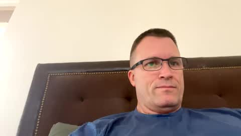 bigger22332233 online show from January 6, 5:59 pm