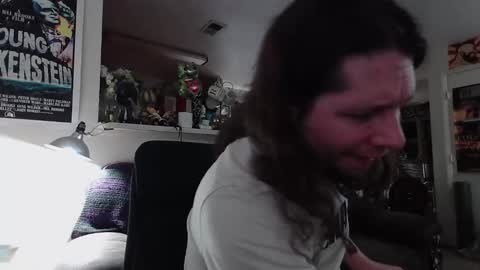 biggerisbetter21 online show from February 17, 8:19 pm