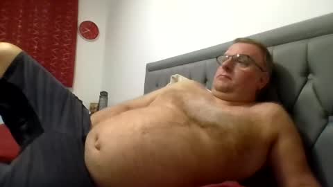 bigguy2014 online show from December 28, 9:40 pm