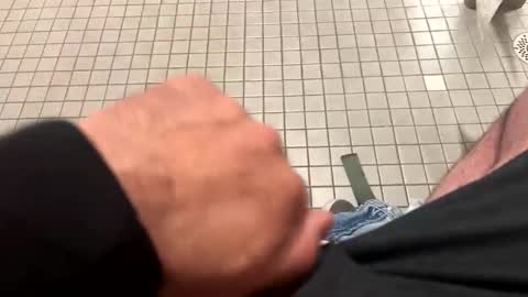 bighairycock420 online show from April 22, 2:00 pm