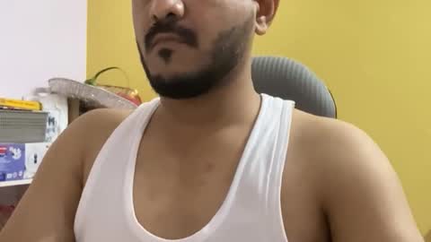 bighandsomesatisfy online show from January 13, 1:32 am