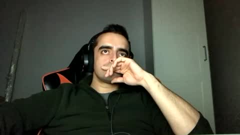 bighead3dcock online show from December 14, 9:46 pm