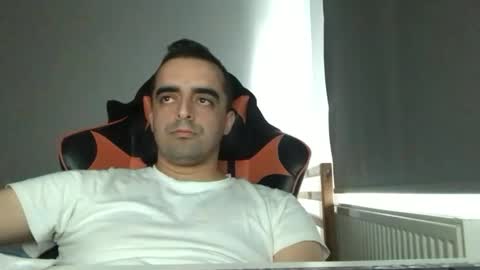 bighead3dcock online show from October 27, 10:39 am