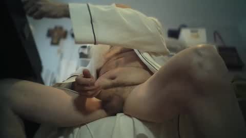 bigjeff01 online show from November 6, 1:14 pm