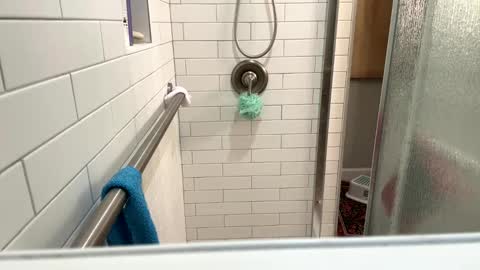 Bigjizzzy online show from October 5, 10:41 am