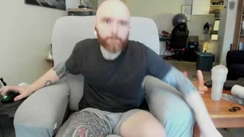 Sean pronounced Shon online show from April 16, 5:46 pm