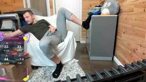 bigsshark online show from December 1, 9:51 pm