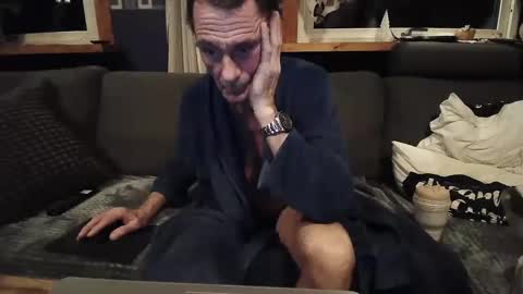 bigswe1 online show from February 14, 3:00 am