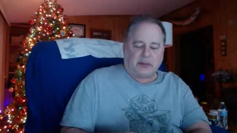 Snapshot of bigthicksatisfying2 chatting on January 10, 4:54 am bigthicksatisfying2 online show from January 10, 4:54 am