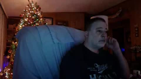 Snapshot of bigthicksatisfying2 chatting on January 6, 4:36 am bigthicksatisfying2 online show from January 6, 4:36 am