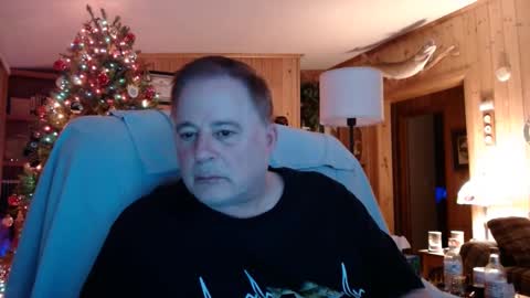Snapshot of bigthicksatisfying2 chatting on December 31, 5:55 am bigthicksatisfying2 online show from December 31, 5:55 am