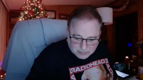 Snapshot of bigthicksatisfying2 chatting on January 1, 8:35 am bigthicksatisfying2 online show from January 1, 8:35 am