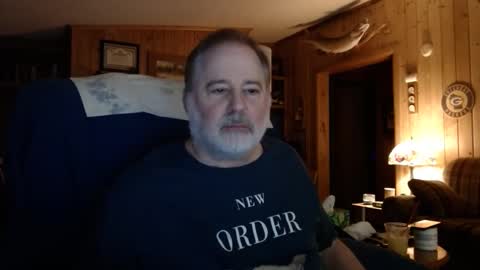 Snapshot of bigthicksatisfying2 chatting on October 5, 12:25 am bigthicksatisfying2 online show from October 5, 12:25 am