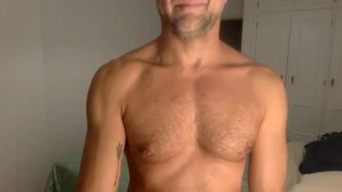 Snapshot of bigvega79 chatting on October 25, 11:28 pm bigvega79 online show from October 25, 11:28 pm