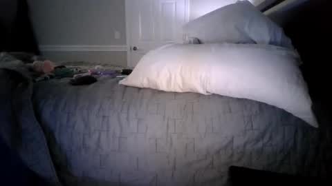 KinkyBiSlut online show from January 11, 7:45 am