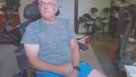 billp750876 online show from July 20, 10:00 pm
