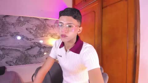 Sam online show from February 4, 12:00 pm