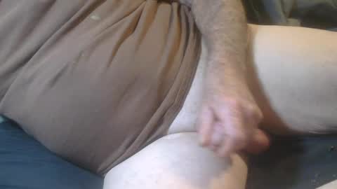 Snapshot of billyhuey12 chatting on December 11, 6:37 am NUMROUNO MACK online show from December 11, 6:37 am
