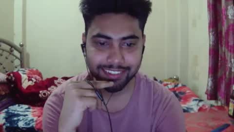 birbikrom104 online show from March 19, 1:14 pm