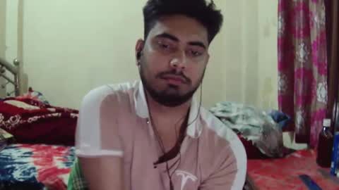 birbikrom104 online show from March 25, 4:11 pm