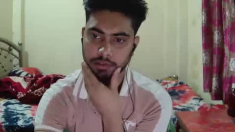 birbikrom104 online show from March 24, 3:50 pm