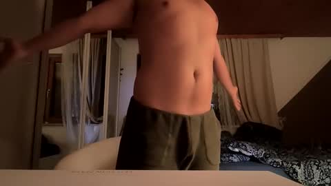 pocolococo online show from February 3, 9:25 am