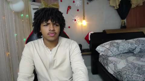 black_king_241 online show from January 9, 4:18 am