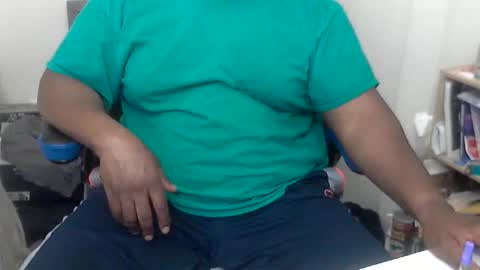 BlackShuggies online show from April 14, 1:06 am