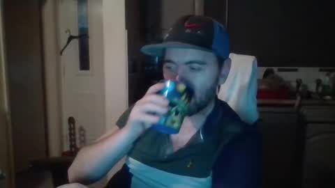 blackvswhite2022 online show from January 14, 1:36 am