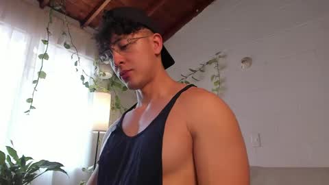 Blake Levi  Independent Model online show from May 25, 6:58 pm