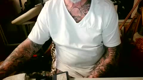 blindsurfer780299 online show from February 16, 11:36 pm