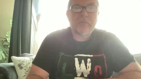 BlIdoL online show from May 20, 6:31 am