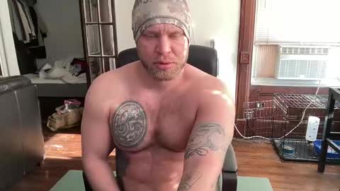 blondebluebear online show from January 9, 7:08 pm