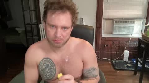 blondebluebear online show from February 15, 8:12 pm