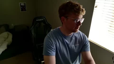blueeyedtallguy online show from July 6, 9:37 pm