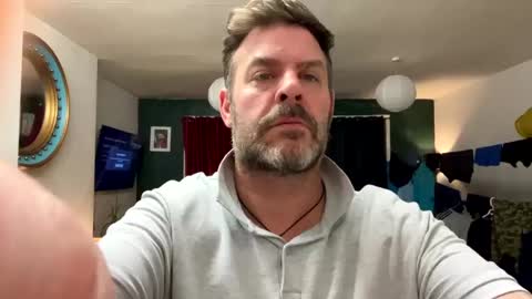 Blueyloey online show from December 31, 2:40 am