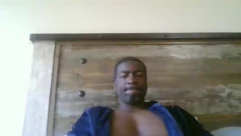 bluuthunder1914 online show from November 18, 4:44 pm