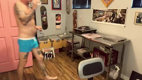 ZuperZexyZounds online show from June 3, 1:18 am