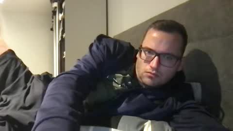 bobbele94 online show from September 15, 10:00 pm