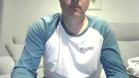 Snapshot of bobby_113 chatting on September 15, 12:24 am bobby_113 online show from September 15, 12:24 am