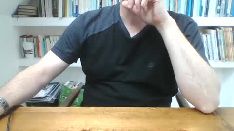 Snapshot of bobby_113 chatting on March 5, 2:12 pm bobby_113 online show from March 5, 2:12 pm