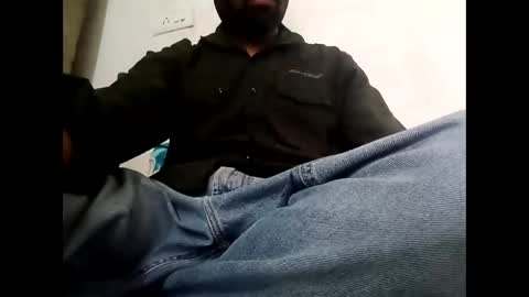 bobby_horny03 online show from March 21, 7:01 am